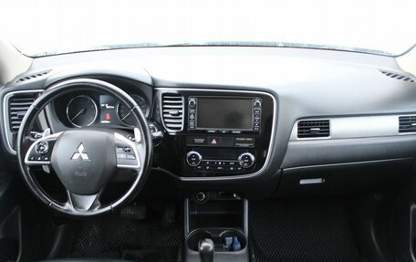 Mitsubishi Outlander III рестайлинг 3, 2012 год, 1 279 000 рублей, 8 фотография