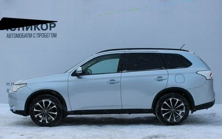 Mitsubishi Outlander III рестайлинг 3, 2012 год, 1 279 000 рублей, 2 фотография