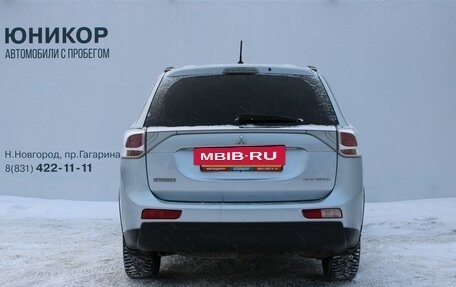 Mitsubishi Outlander III рестайлинг 3, 2012 год, 1 279 000 рублей, 6 фотография