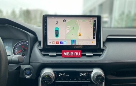 Toyota RAV4, 2021 год, 3 630 000 рублей, 14 фотография