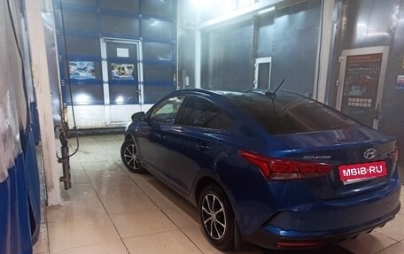 Hyundai Solaris II рестайлинг, 2022 год, 1 650 000 рублей, 8 фотография