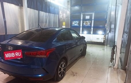 Hyundai Solaris II рестайлинг, 2022 год, 1 650 000 рублей, 6 фотография