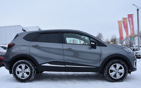 Renault Kaptur I рестайлинг, 2021 год, 1 800 000 рублей, 9 фотография