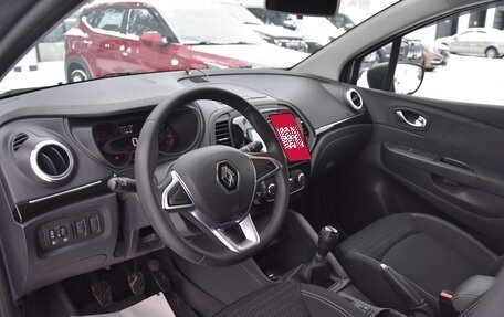 Renault Kaptur I рестайлинг, 2021 год, 1 800 000 рублей, 14 фотография