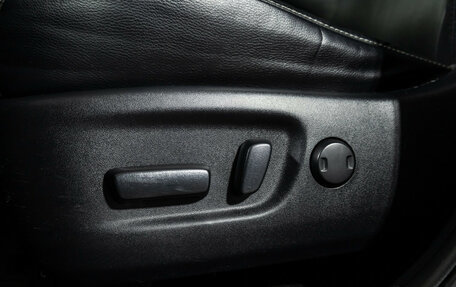 Toyota RAV4, 2017 год, 2 499 000 рублей, 15 фотография