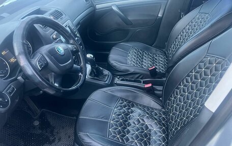 Skoda Octavia, 2011 год, 820 000 рублей, 5 фотография