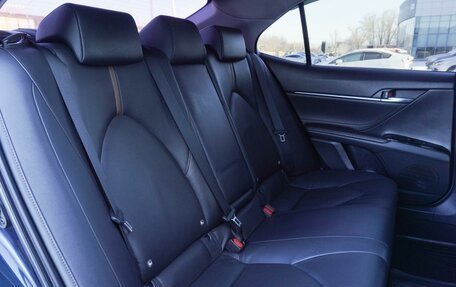 Toyota Camry, 2018 год, 2 885 000 рублей, 14 фотография