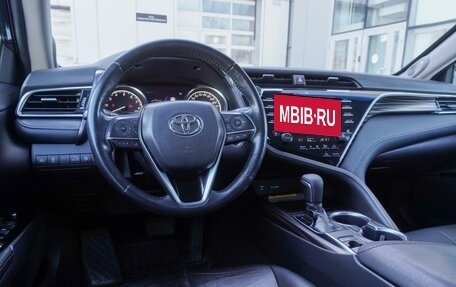 Toyota Camry, 2018 год, 2 885 000 рублей, 13 фотография
