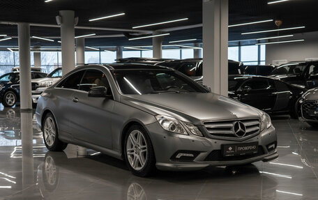 Mercedes-Benz E-Класс, 2010 год, 1 390 000 рублей, 3 фотография