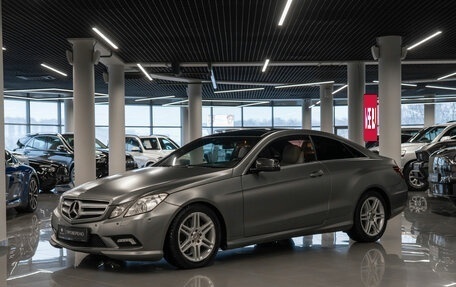 Mercedes-Benz E-Класс, 2010 год, 1 390 000 рублей, 2 фотография