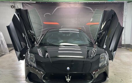Maserati MC20, 2022 год, 22 790 000 рублей, 7 фотография