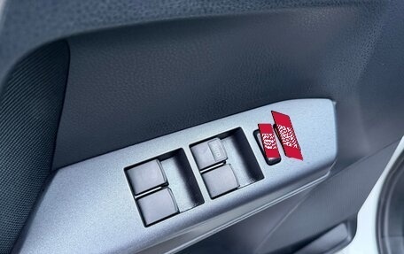 Toyota RAV4, 2018 год, 2 650 000 рублей, 35 фотография