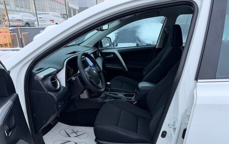 Toyota RAV4, 2018 год, 2 650 000 рублей, 36 фотография