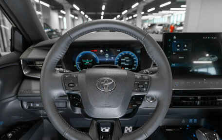 Toyota Camry, 2025 год, 4 700 000 рублей, 11 фотография