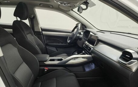 Geely Coolray I, 2023 год, 1 900 000 рублей, 9 фотография