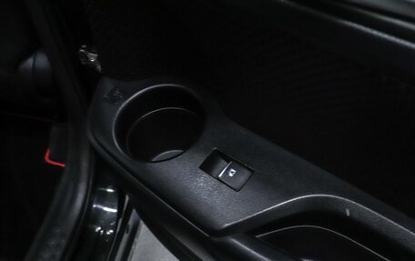 Toyota C-HR I рестайлинг, 2017 год, 2 070 000 рублей, 24 фотография