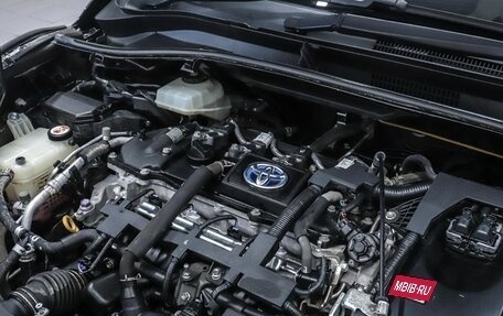 Toyota C-HR I рестайлинг, 2017 год, 2 070 000 рублей, 28 фотография