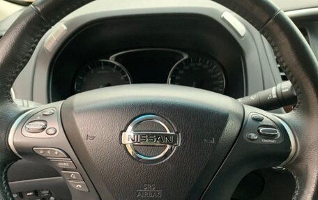 Nissan Pathfinder, 2015 год, 1 950 000 рублей, 9 фотография