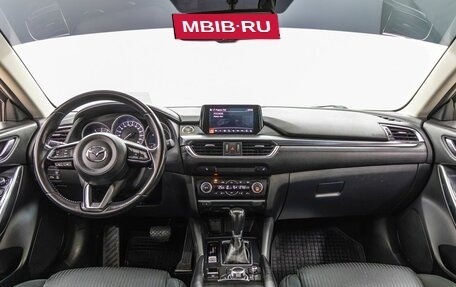 Mazda 6, 2018 год, 2 448 000 рублей, 14 фотография