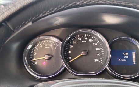 Renault Logan II, 2014 год, 600 000 рублей, 15 фотография