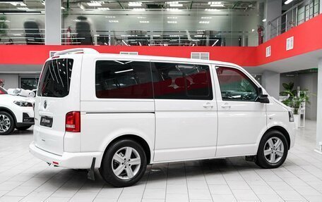 Volkswagen Multivan T5, 2011 год, 2 150 000 рублей, 2 фотография