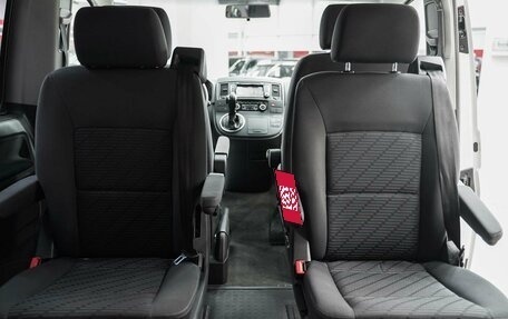 Volkswagen Multivan T5, 2011 год, 2 150 000 рублей, 11 фотография