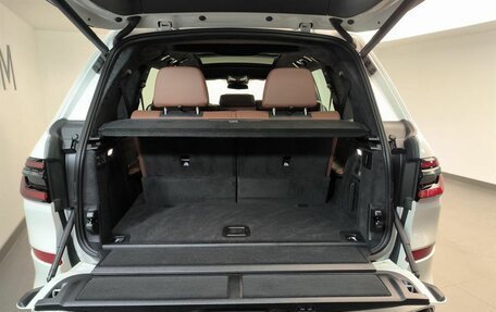 BMW X7, 2024 год, 22 990 000 рублей, 16 фотография