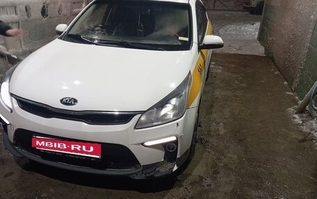 KIA Rio IV, 2017 год, 850 000 рублей, 2 фотография