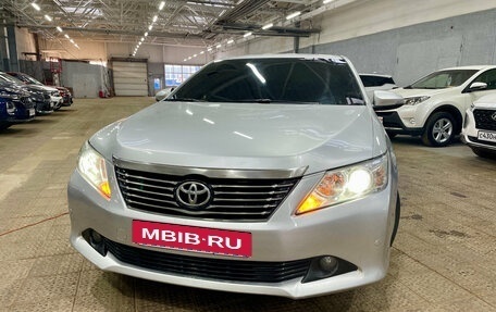 Toyota Camry, 2012 год, 1 399 000 рублей, 2 фотография