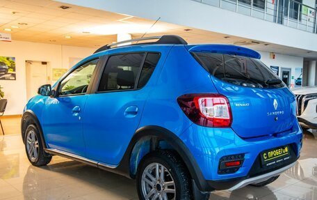 Renault Sandero II рестайлинг, 2015 год, 1 088 000 рублей, 5 фотография