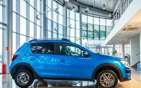 Renault Sandero II рестайлинг, 2015 год, 1 088 000 рублей, 8 фотография