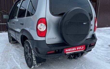 Chevrolet Niva I рестайлинг, 2016 год, 780 000 рублей, 5 фотография