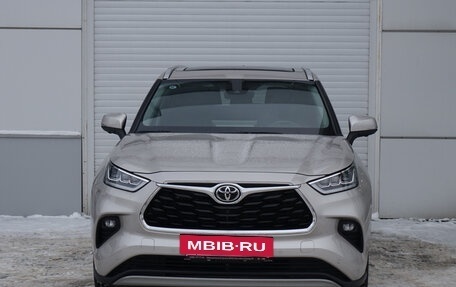 Toyota Highlander, 2025 год, 6 200 000 рублей, 3 фотография