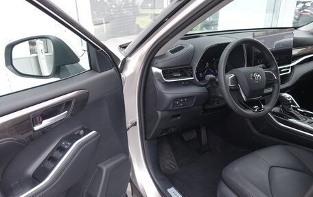 Toyota Highlander, 2025 год, 6 200 000 рублей, 7 фотография