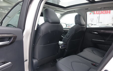 Toyota Highlander, 2025 год, 6 200 000 рублей, 17 фотография