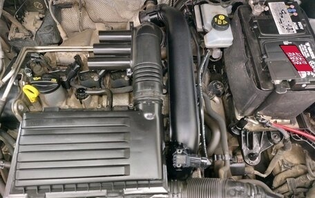 Volkswagen Tiguan II, 2019 год, 2 499 000 рублей, 17 фотография