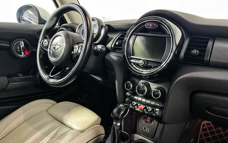 MINI Hatch, 2017 год, 1 580 000 рублей, 9 фотография