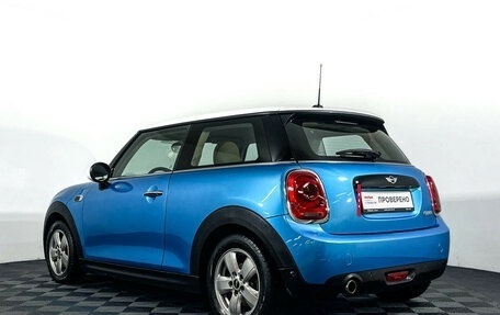 MINI Hatch, 2017 год, 1 580 000 рублей, 7 фотография