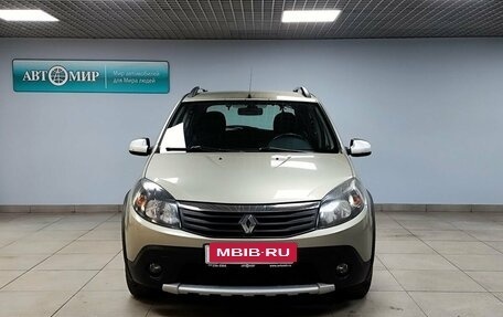 Renault Sandero I, 2013 год, 821 000 рублей, 2 фотография