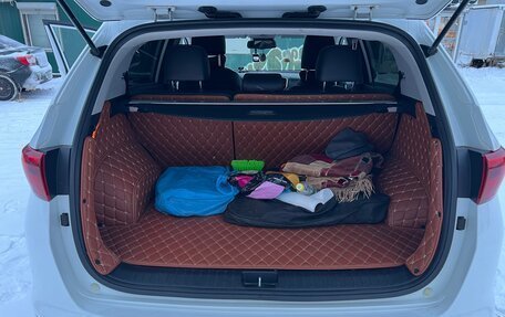 KIA Sportage IV рестайлинг, 2018 год, 2 350 000 рублей, 15 фотография