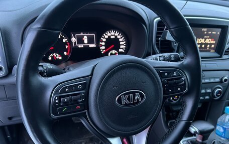 KIA Sportage IV рестайлинг, 2018 год, 2 350 000 рублей, 10 фотография