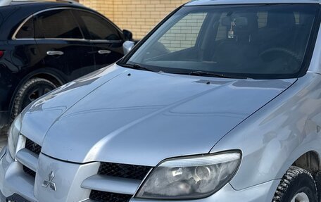 Mitsubishi Outlander III рестайлинг 3, 2003 год, 580 000 рублей, 11 фотография