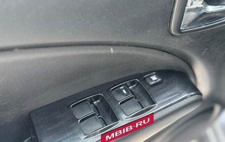 Mitsubishi Outlander III рестайлинг 3, 2003 год, 580 000 рублей, 16 фотография