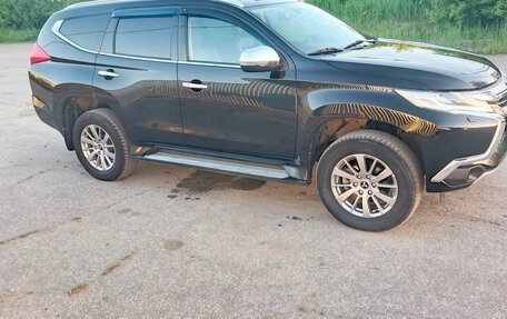 Mitsubishi Pajero Sport III рестайлинг, 2018 год, 3 100 000 рублей, 6 фотография