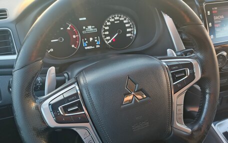 Mitsubishi Pajero Sport III рестайлинг, 2018 год, 3 100 000 рублей, 23 фотография