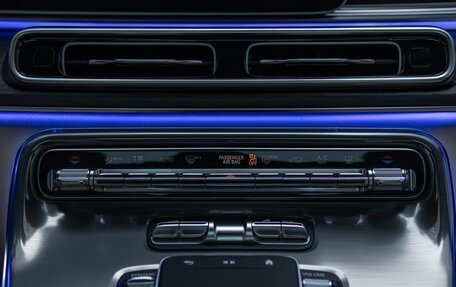 Mercedes-Benz V-Класс, 2024 год, 13 900 000 рублей, 25 фотография