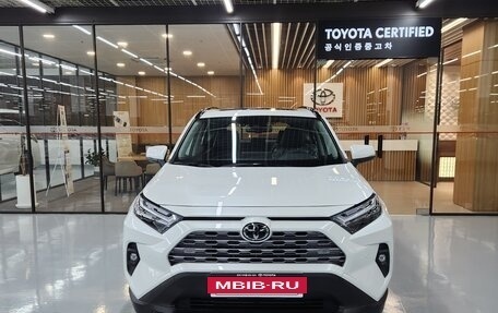 Toyota RAV4, 2025 год, 6 653 000 рублей, 3 фотография