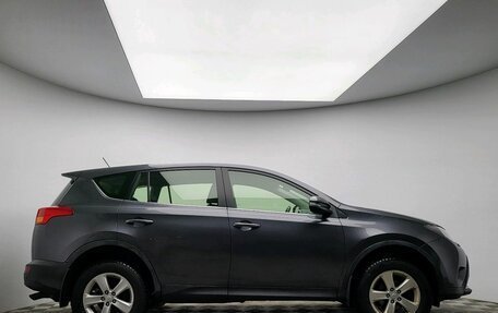 Toyota RAV4, 2013 год, 1 700 000 рублей, 4 фотография