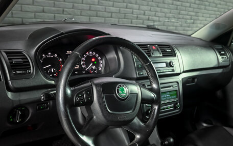 Skoda Fabia II, 2011 год, 600 000 рублей, 11 фотография