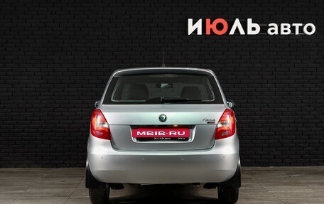 Skoda Fabia II, 2011 год, 600 000 рублей, 5 фотография